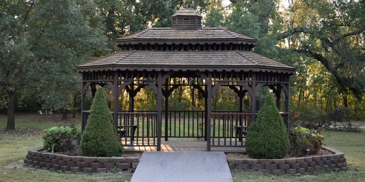 gazebo-1210860_1280